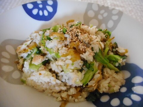 高菜とツナとレタスのチャーハン